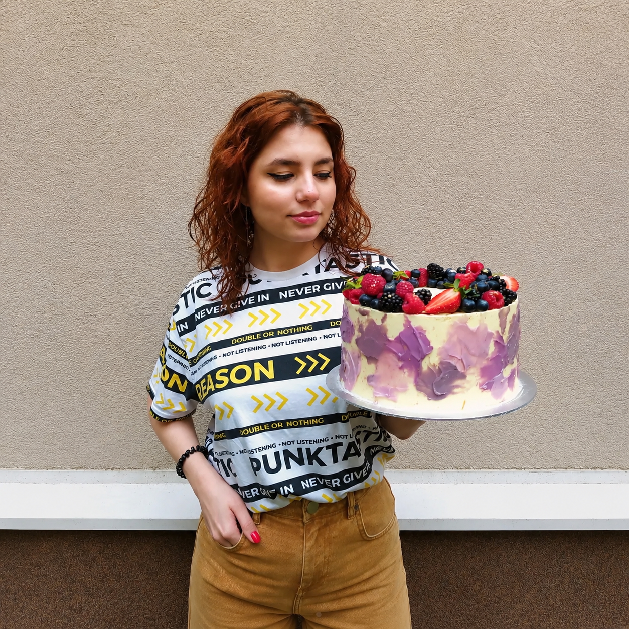 Камилла, кондитер
